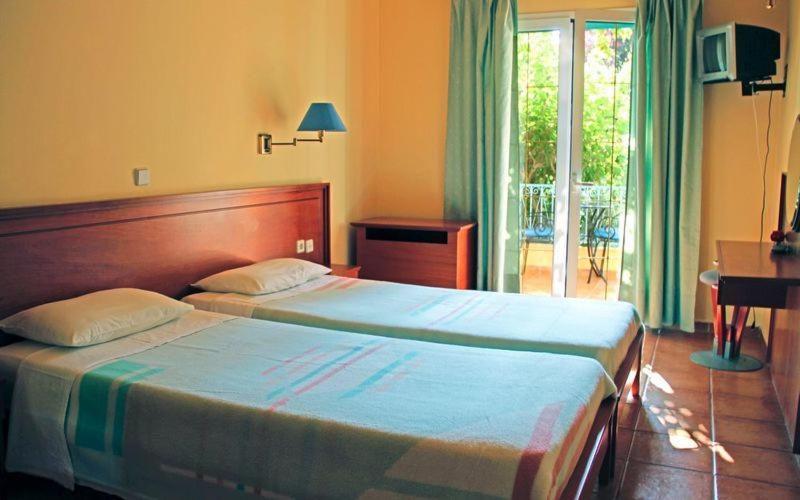 Poseidon Apartments Agios Gordios  Zewnętrze zdjęcie