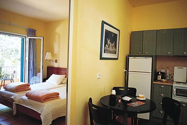 Poseidon Apartments Agios Gordios  Zewnętrze zdjęcie